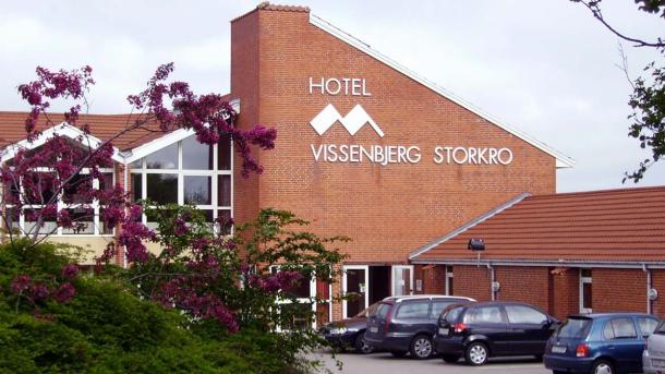Hotel Vissenbjerg Storkro facade.