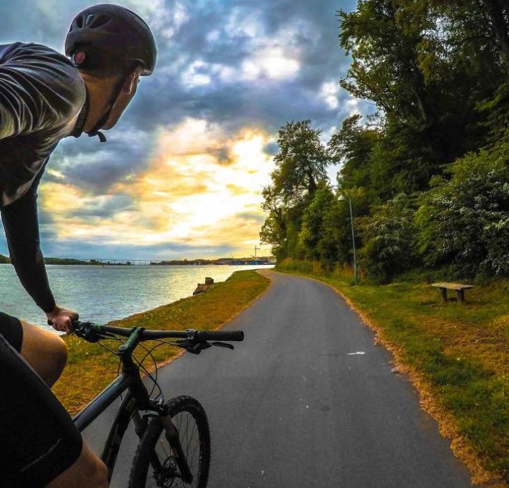Experience Fyn behind handlebars